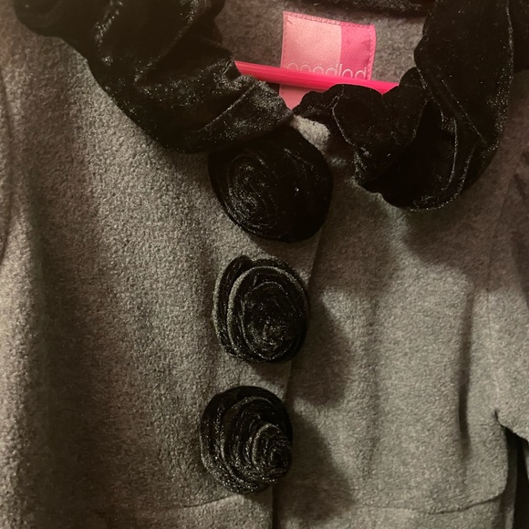 Girls grey and black pea coat, grey with black cuffs and black rose buttons. - Picture 3 of 3